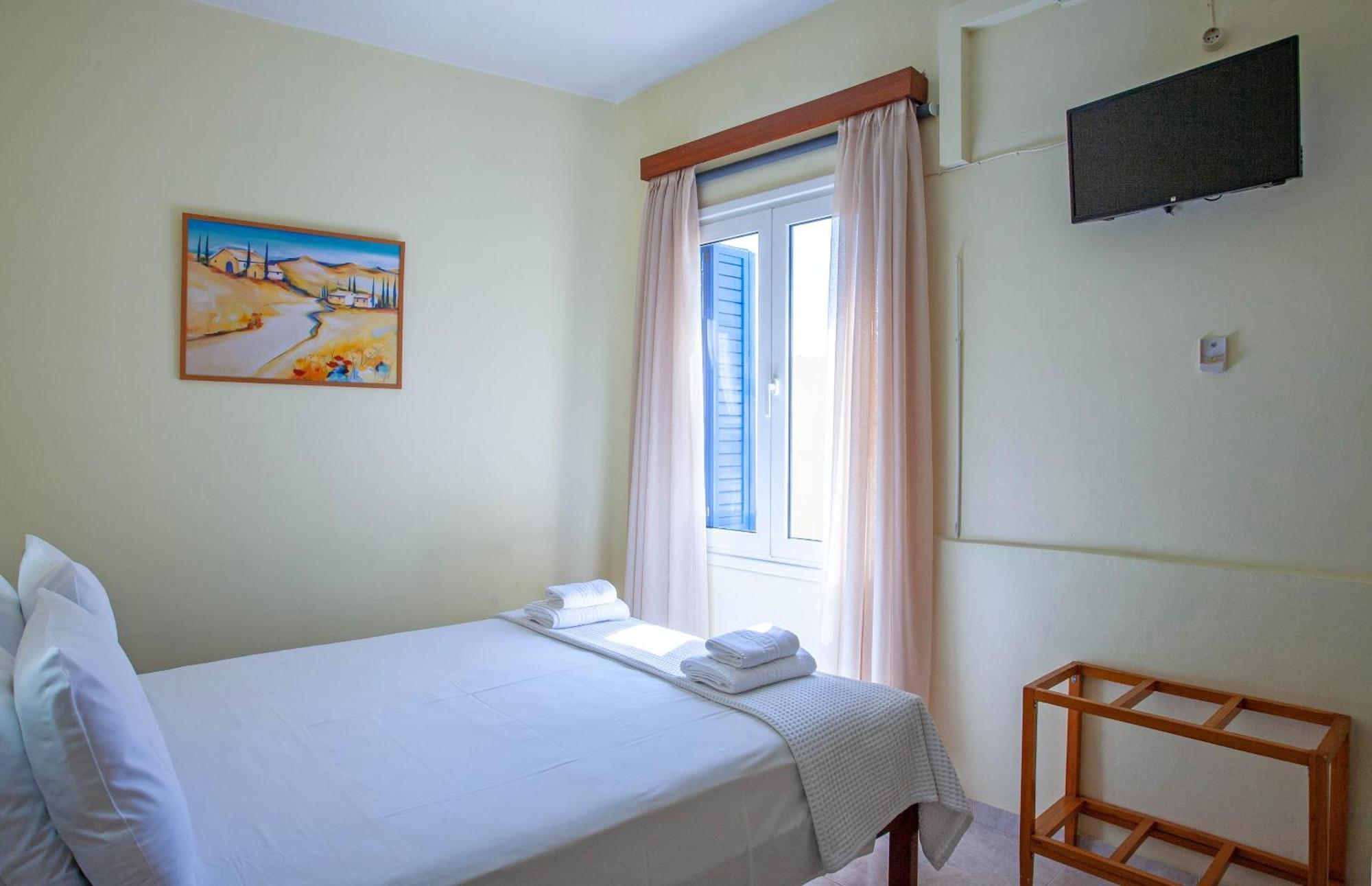 Lucia Hotel La Canée Extérieur photo