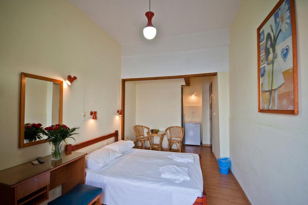 Lucia Hotel La Canée Extérieur photo